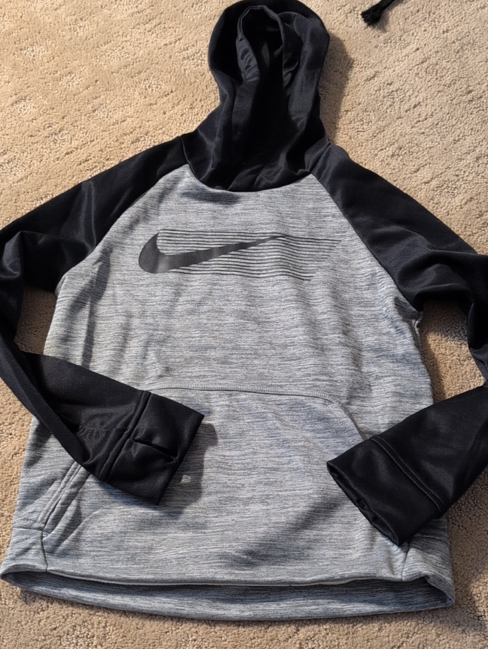 Nike Dri Fit Boys Heather Gray and Black Size Medium Hoodie